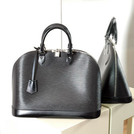 Handtasche