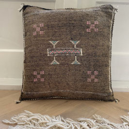 cactus zijde kussen / sabra silk pillow dusty brown