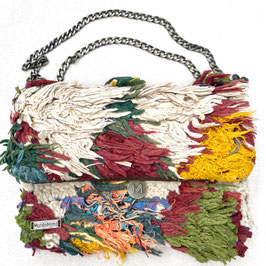 carpet bag beach hut