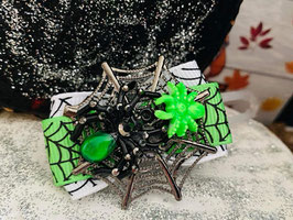 HalloweenSchleife mit Spinne 10