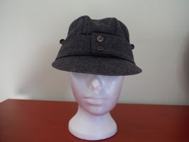 Gorra M-43 Cruz Roja alemana. Años 60.