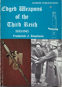 Edged weapons of the Third Reich 1933-1945