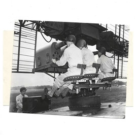 US - antiaircraft radar set operated in US - persfoto