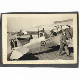 Belgisch vliegtuig (Stampe SV.4) met piloot