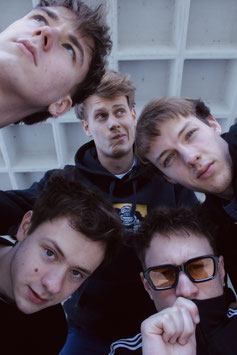 FREITAG, 24. APRIL 2026 >>> CLUB-MISCHE