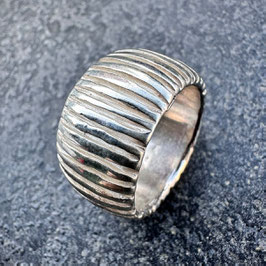 TRAIL RING
