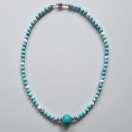Kette aus Howlith in türkis und weiß