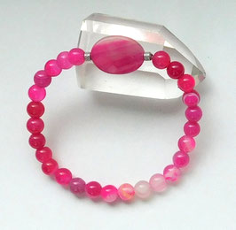 Armband magenta-pink mit facettiertem Top
