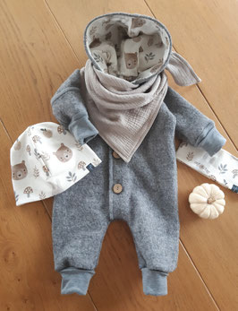 Trachtiger Walk-Overall mit Knöpfen oder Zipp