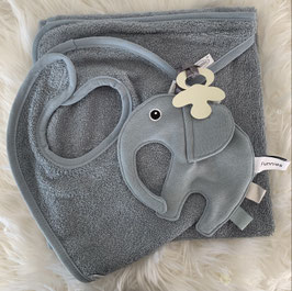 Bad-cape + slab + tutpop / speenknuffel gepersonaliseerd