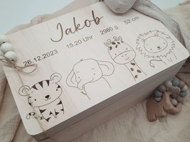 Personalisierte Erinnerungsbox Giraffe