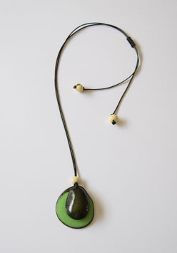 Tagua Kette "Conchaloe", minze-grün, verstellbar/ Tagua Necklace "Conchaloe", mint-green, adjustable