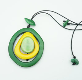 Taguakette Agnes grün/ Tagua Necklace Agnes green