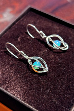 Orecchini Lovely Pods in argento 925 con opali etiopi mobili