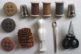 Disney & OS Button　*596　Sewing Room