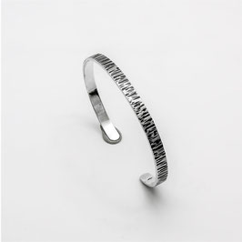 Bracelet jonc fin martelage traits patinés