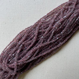 11-012)BEADS (PLUM OPAL　Charlotte　11/0)   UB031