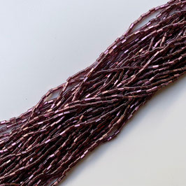 11-016)BEADS (METALLIC GRAPE faceted tube 2.5×1.5)   UB025
