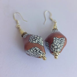 7. Boucles d'oreilles sable