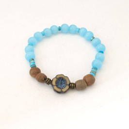 6. Bracelet azur