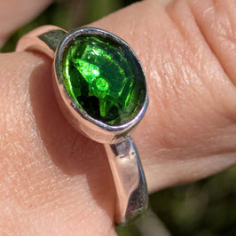 124. Bague argent "cristal vert"