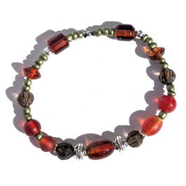 26. Bracelet rouge et vert