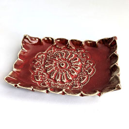 16. Coupelle rouge