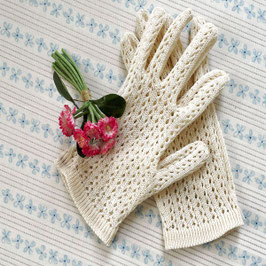 Handschuhe kurz Gr. 7/7.5 offwhite gestrickt Lochmuster VINTAGE 1950s