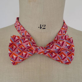 Fliege Seide rot abstraktes Muster handmade by Silvia-K