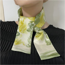 Twilly kleiner Schal 100% Seide handmade Silvia-K mattgrün