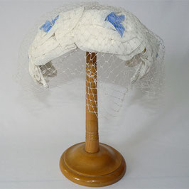 Hütchen Bibi VINTAGE 1960s Schleier weiss-blau