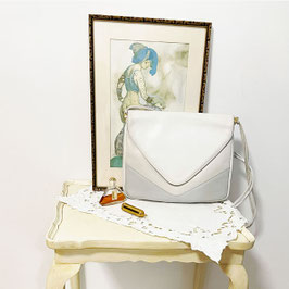 Umhängetasche Tasche Leder weiss-grau VINTAGE 1980s