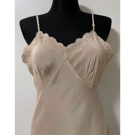 Unterrock Seide hellbeige handbestickt VINTAGE 1960s
