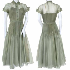 Kleid Organza mattgrün Gr. XS/S mit Plissee VINTAGE 1950s