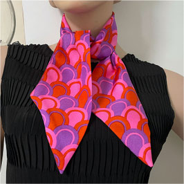 Kleiner Schal Twilly 100% Seide handmade Silvia-K neonpink