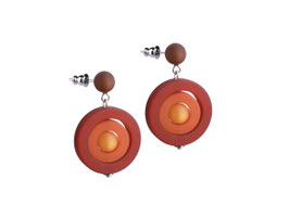 Langer Ohrstecker 'Lia', Mischung aus Ohrstecker und Ohrhänger, 8mm Ohrstecker aus Polaris in Dunkelbraun mit Kreisen in Rost und Orange und Perle in Hellbraun (Mod.Nr. 3041-12)
