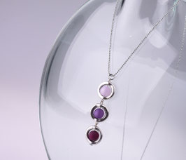 Lange Damenkette 'Dahlia', 3-teiliger Anhänger mit echten Polaris Perlen an einer feinen Kugelkette aus Edelstahl, Flieder, Lila und Brombeer (Mod.Nr. 3040-27)
