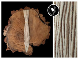 25 Dreadlock Extensions - Lichtblond 35-40cm - ⌀ 4-6mm
