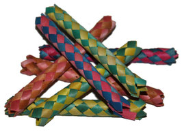 Paille tressée colorée