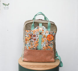 Rucksack Marlo / grün, orange & mint / Blumen