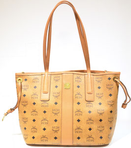 MCM Shopper