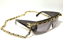 Chanel Sonnenbrille mit gold-schwarzer Kette