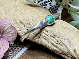 feiner Fingerring aus Silber mit Chrysokoll