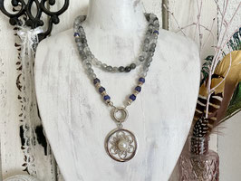 Lange Halskette aus Silberquarz und Tansanit mit Perlenanhänger aus Silber 925