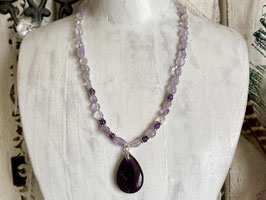Kurze Halskette aus Amethyst Nuggets und Silber 925