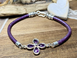 Lederarmband in Metallic Violett mit Amethystblüte