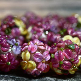 Halskette "Blumenkugeln" Rosa-Flieder-Vanille