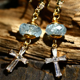 Ohrschmuck "Kreuz & Aquamarin"