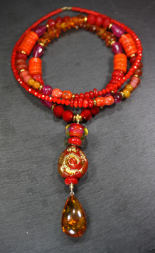 Lange Edelstein-Halskette "Rot-Orange-Pink-Gold"