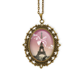 Grand camée vintage tour Eiffel rose